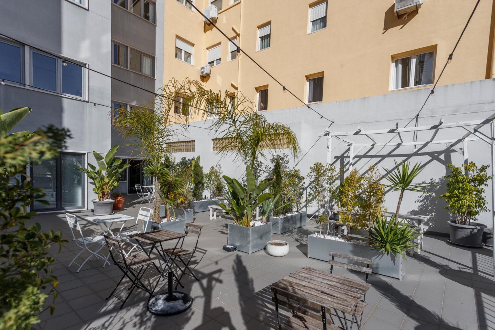 Gin O'Clock In Lisbon - By Misha'S Place 3A Εξωτερικό φωτογραφία